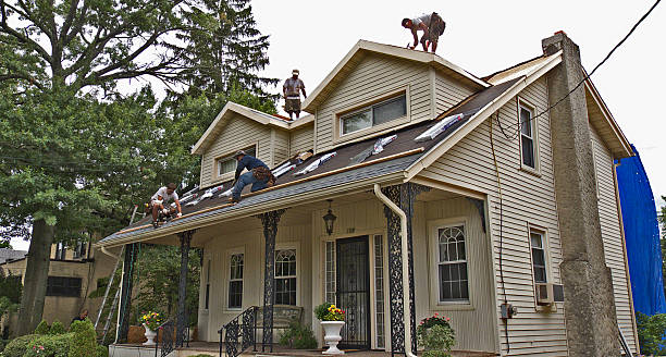 Best Local Roofing Companies  in Centerville, IN